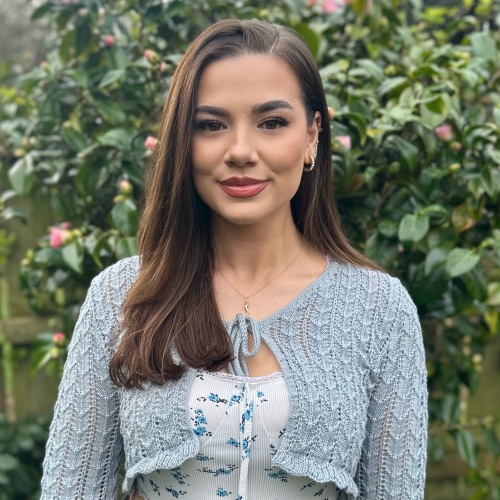 Immani Erriu - Author